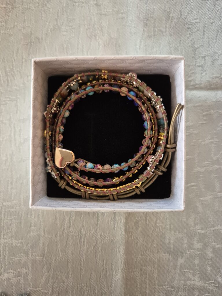 Click to view full screen Pudełko ozdobne z logo 7x7x3,5cm photo review