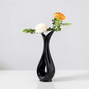 Wazon w kształcie serca - czarny